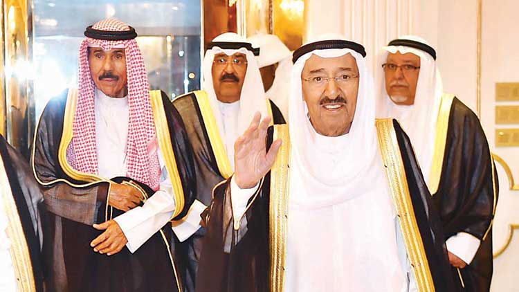 അ​മീ​ർ സൈ​നി​ക ഒാ​ഫി​സ്​  ക്ല​ബ്​ സ​ന്ദ​ർ​ശി​ച്ചു