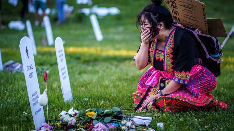 പൊ​ലീ​സ്​ വേണ്ടെന്ന്​ മി​നി​യ​പൊ​ളി​സ്​ കൗ​ൺ​സി​ൽ അം​ഗ​ങ്ങ​ൾ