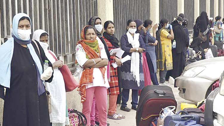 കുവൈത്തില് ശ്രീലങ്കക്കാരുടെ പൊതുമാപ്പ് രജിസ്ട്രേഷൻ ആരംഭിച്ചു കുവൈത്തില് ശ്രീലങ്കക്കാരുടെ പൊതുമാപ്പ് രജിസ്ട്രേഷൻ ആരംഭിച്ചു