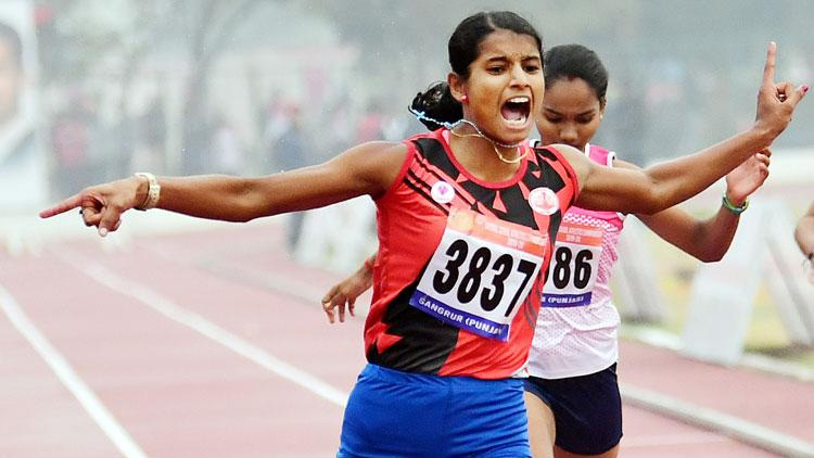 ദേ​ശീ​യ സീ​നി​യ​ർ സ്കൂ​ൾ കാ​യി​ക​മേ​ള: ആ​ൻ​സി സോ​ജ​ന് രണ്ടാം സ്വർണം