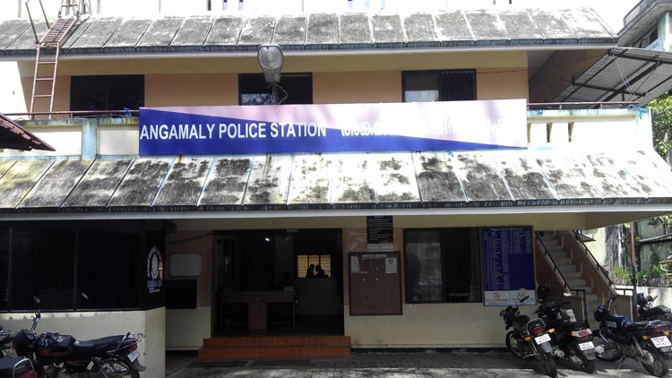 അങ്കമാലി സ്​റ്റേഷനിലെ ആറു പൊലീസുകാർ നിരീക്ഷണത്തിൽ 