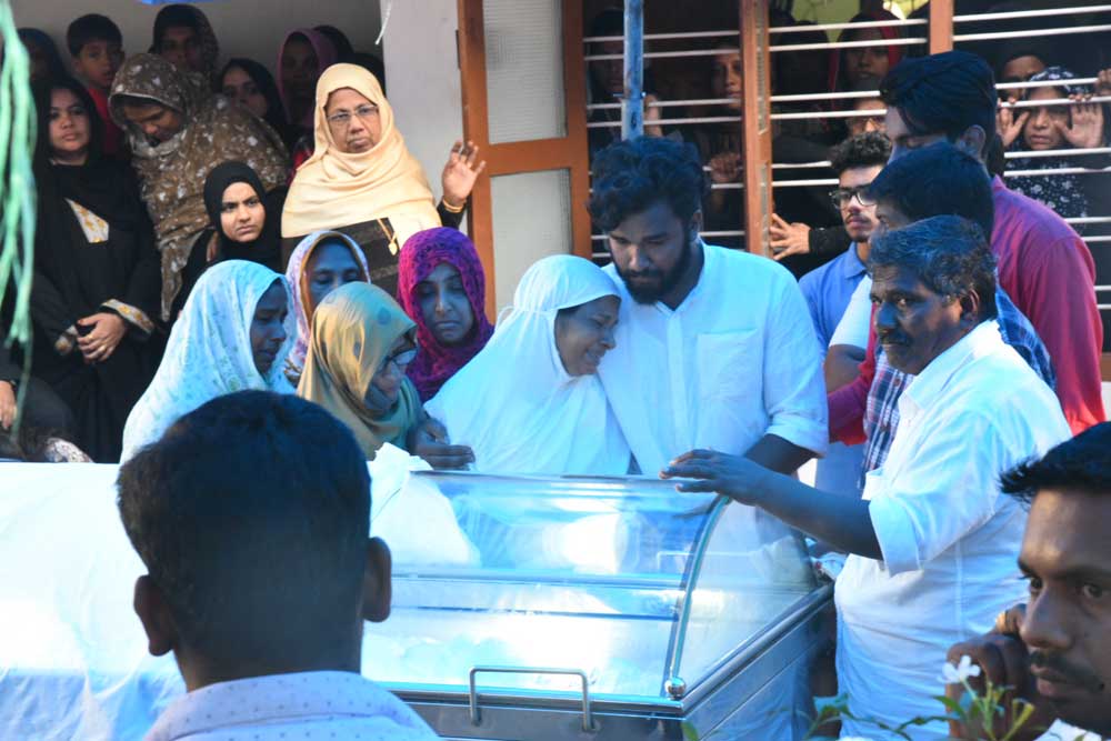 ഒന്നു കാണാൻ