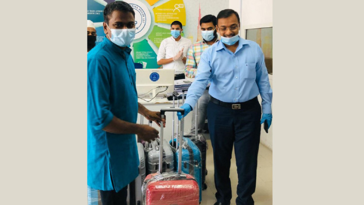 ദു​ൈബയിൽ നിന്ന് മടങ്ങുന്നവർക്ക് സമ്മാനമായി ‘പേർഷ്യൻ പെട്ടി’