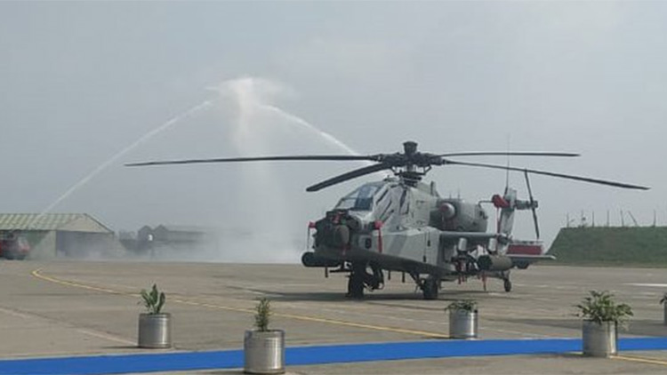 ഇനി അപ്പാഷെ കരുത്തിൽ വ്യോമസേന VIDEO