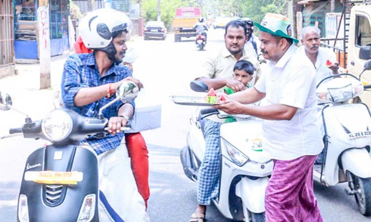 കോയിക്കപ്പടിവഴി പോയാൽ തണ്ണിമത്തൻ കഴിക്കാം