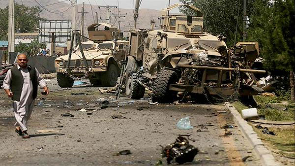 നാറ്റോ സൈനിക വ്യൂഹത്തിന് നേരെ താലിബാന്‍ ചാവേറാക്രമണം