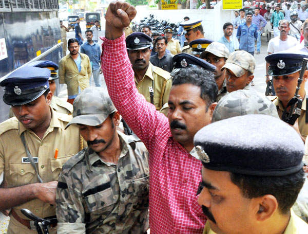 മാവോവാദി രൂപേഷിനെ റിമാന്‍ഡ് ചെയ്തു