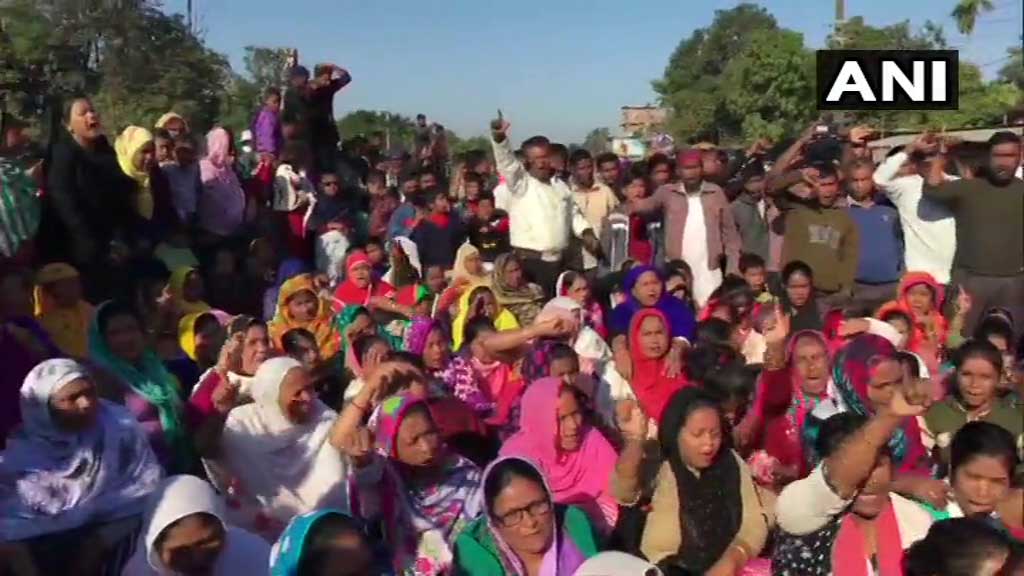 പൗരത്വ ബിൽ: അസമിൽ കടുത്ത പ്രതിഷേധം, ഹർത്താൽ