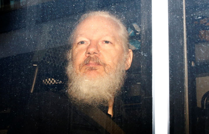 ജൂലിയൻ അസാൻജി​​െൻറ ആരോഗ്യനിലയിൽ ആശങ്കയെന്ന്​ ഡോക്​ടർമാർ