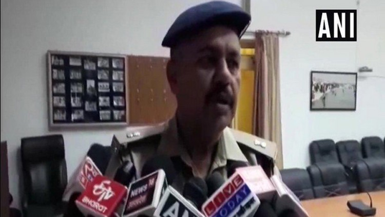 പശുക്കടത്ത്: പ്രതികളെ പിടിക്കാനിറങ്ങിയ പൊലീസിന് മർദനം