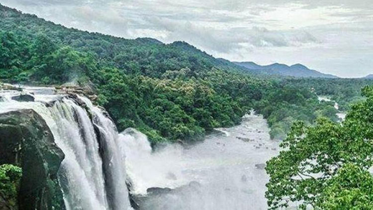 അനുമതി ലഭിക്കും മുമ്പ് സർക്കാർ സ്കെച്ചിൽ അതിരപ്പിള്ളി പദ്ധതി അനുമതി ലഭിക്കും മുമ്പ് സർക്കാർ സ്കെച്ചിൽ അതിരപ്പിള്ളി പദ്ധതി