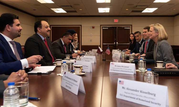 പ്ര​തി​രോ​ധ മ​ന്ത്രി യു.എസ്​ ആ​ഭ്യ​ന്ത​ര സു​ര​ക്ഷാ സെ​ക്ര​ട്ട​റി​യു​മാ​യി കൂ​ടി​ക്കാ​ഴ്ച ന​ട​ത്തി