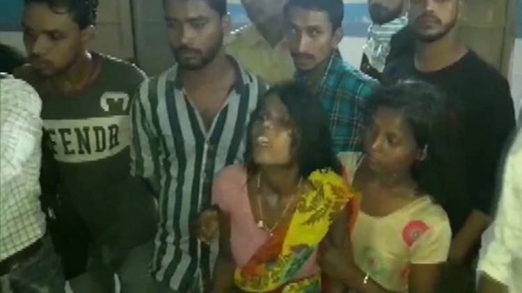 ഛത് പൂജ: തിരക്കിൽപെട്ട് രണ്ട് കുട്ടികൾ മരിച്ചു