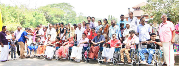 വേദനകള്‍ക്ക് വിടനല്‍കി ഒരു സ്നേഹയാത്ര