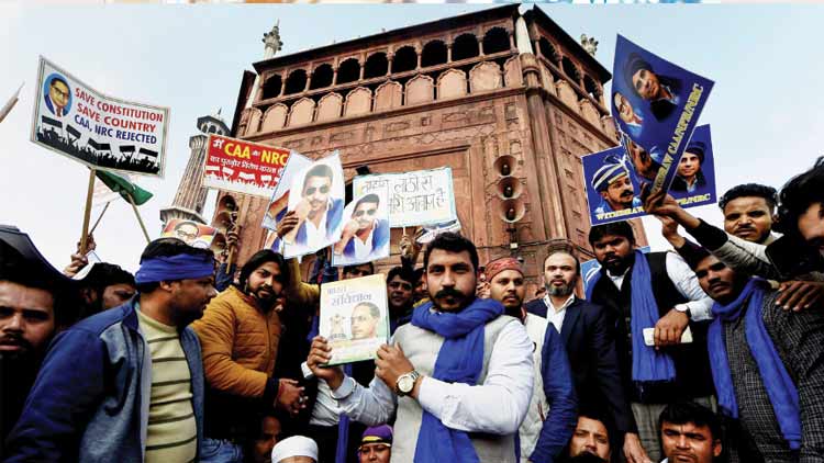 ജാമിഅയും ശാഹീൻബാഗും സന്ദർശിച്ചു: സ​മ​രം തു​ട​ങ്ങി​യി​​ട്ടേ​യു​ള്ളൂ​വെ​ന്ന്​ ചന്ദ്രശേഖർ ആസാദ്