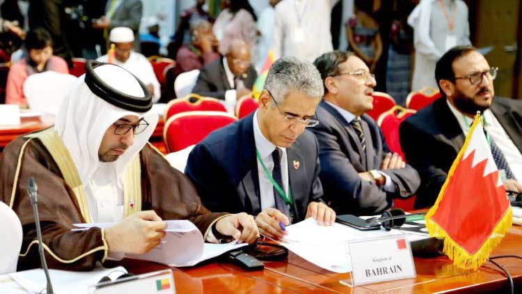 അ​റ​ബ്​–ഇ​സ്​​ലാ​മി​ക രാ​ജ്യ​ങ്ങ​ളി​ലെ പാ​ര്‍ല​മെൻറു​ക​ളു​മാ​യി സ​ഹ​ക​രി​ക്കും