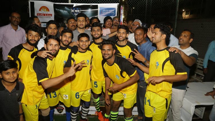 സെ​ല​ക്റ്റ​ഡ് ബ​നി​യാ​സ് എ​ഫ്.​സി ജേ​താ​ക്ക​ൾ