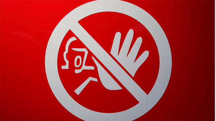 പരിപാടികൾക്ക്​ കടിഞ്ഞാണിട്ട്​​ യു.എ.ഇ