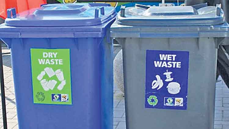 മസ്കത്ത് ഗവർണറേറ്റിൽ 13,500ലധികം മാലിന്യപ്പെട്ടികൾ സ്ഥാപിക്കും മസ്കത്ത് ഗവർണറേറ്റിൽ 13,500ലധികം മാലിന്യപ്പെട്ടികൾ സ്ഥാപിക്കും