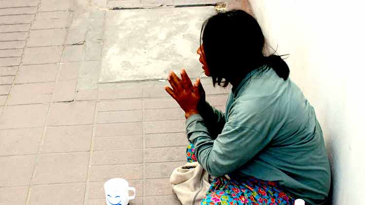 ദു​ബൈ​യി​ൽ 242 യാ​ച​ക​ർ കൂ​ടി പി​ടി​യി​ൽ