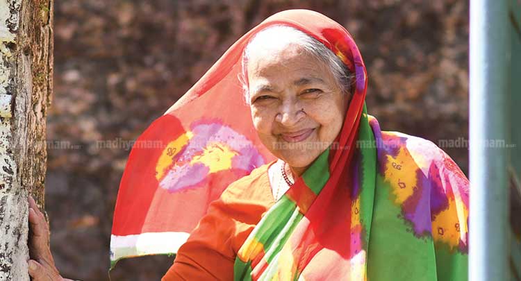 ഗായിക ബീഗം റാബിയക്ക് വിട; മൃതദേഹം കബറടക്കി