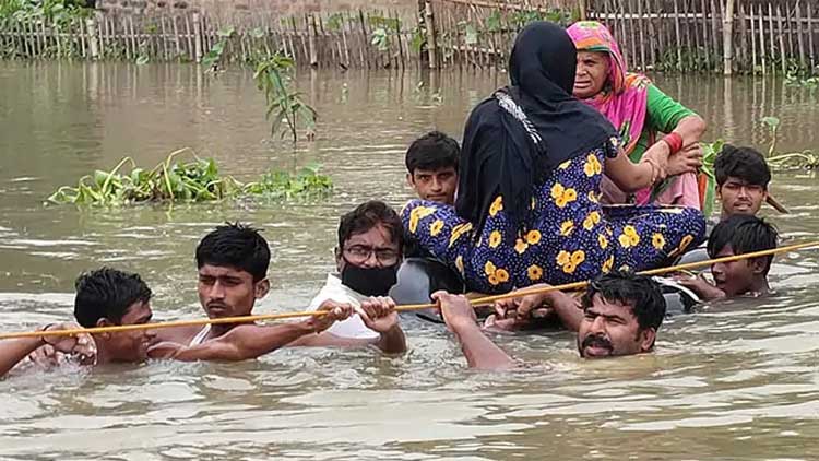 ബീഹാർ പ്രളയം; 11 ജില്ലകളിലെ 15 ലക്ഷം പേർ ദുരിതത്തിൽ