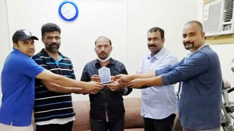 ബി​നോ​യ് പൗ​ലോ​സി​ന് യാ​ത്ര​യ​യ​പ്പ്