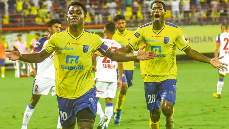 ബംഗളൂരുവിനെ തോൽപിച്ച് ബ്ലാസ്റ്റേഴ്സ് ബംഗളൂരുവിനെ തോൽപിച്ച് ബ്ലാസ്റ്റേഴ്സ്