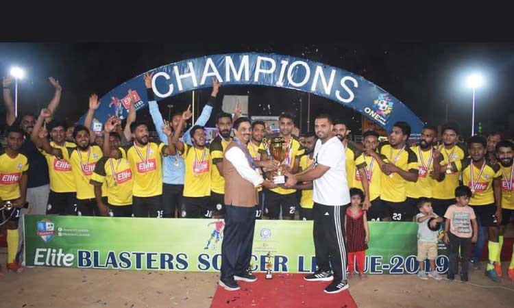 ബ്ലാസ്​റ്റേഴ്‌സിന് സൂപ്പർ ലീഗ് കിരീടം