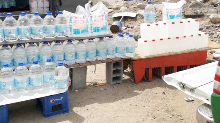 അ​ന​ധി​കൃ​ത സം​സം വി​ൽ​പ​ന പി​ടി​കൂ​ടി