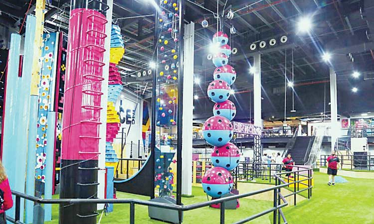 ബൗ​ൺ​സ്​ ഒ​മാ​ൻ താ​ൽ​ക്കാ​ലി​ക​മാ​യി അ​ട​ച്ചു