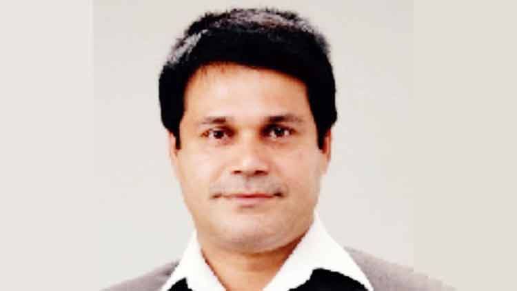 ആ ചിറകുകൾക്ക് കരുത്തുപകർന്ന് വ്യവസായികളുടെ പിന്തുണ ആ ചിറകുകൾക്ക് കരുത്തുപകർന്ന് വ്യവസായികളുടെ പിന്തുണ