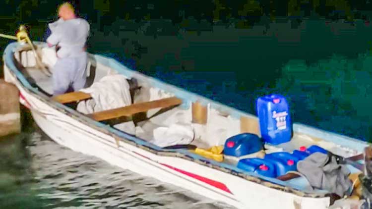 ക​ട​ൽ വ​ഴി​യു​ള്ള മ​യ​ക്കു​മ​രു​ന്ന്​ ക​ട​ത്ത്​ പി​ടി​കൂ​ടി