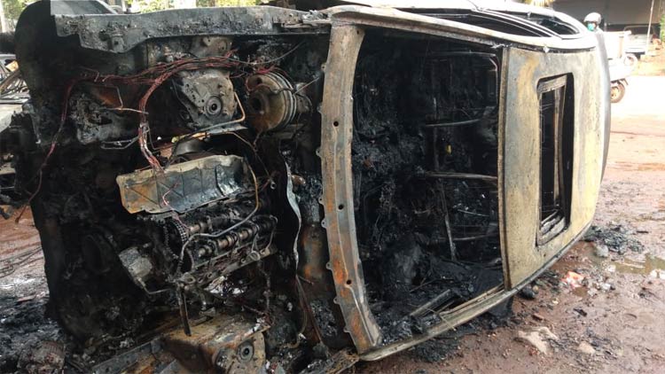 burned-car-16-05-2020.jpg