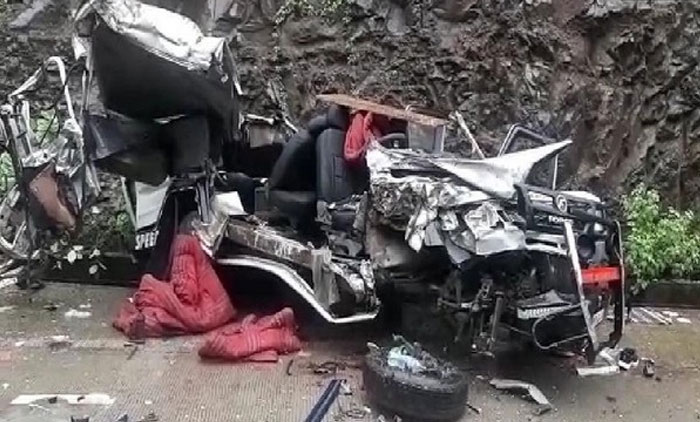 മധ്യപ്രദേശിൽ വാഹനാപകടം; നാലു മരണം