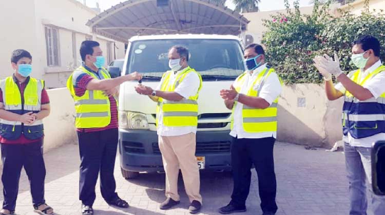 ​രോ​ഗി​ക​ളെ എ​ത്തി​ക്കാ​ൻ മി​നി ബ​സ്​ വി​ട്ടു​ന​ൽ​കി