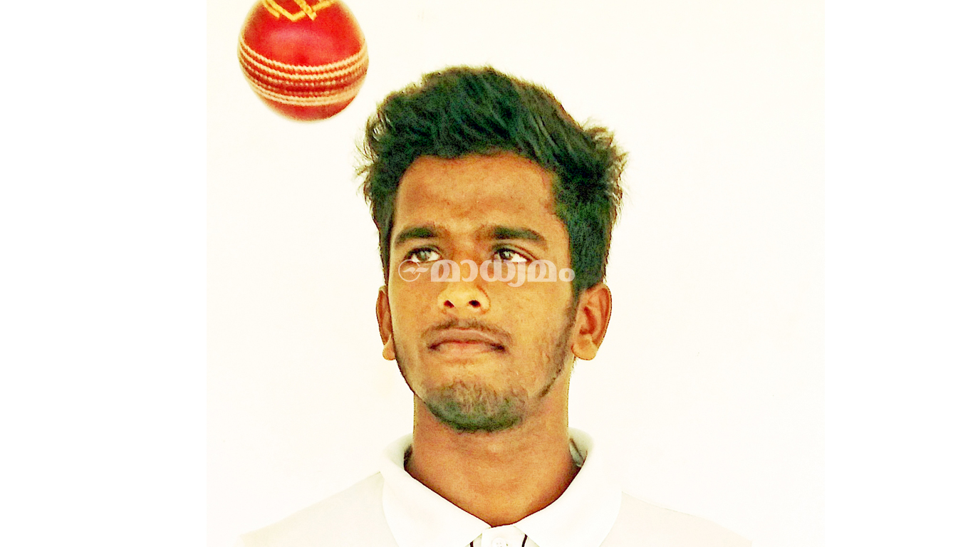 പത്തില്‍ പത്ത് വിക്കറ്റും വീഴ്ത്തിയ കണ്ണൂരുകാരൻ