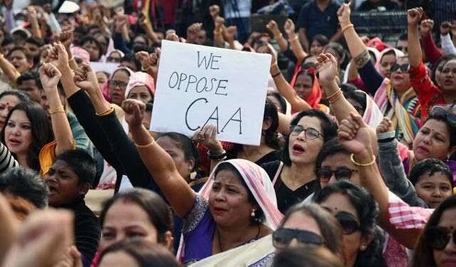 പ്രതിഷേധങ്ങൾക്കിടെ 10​​ പാക്​ ഹിന്ദുക്കൾക്ക്​ പൗരത്വം