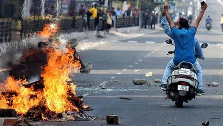 വി​ദേ​ശ, ആ​ഭ്യ​ന്ത​ര മ​ന്ത്രി​മാ​രു​ടെ യാ​ത്ര റ​ദ്ദാ​ക്കി ബം​ഗ്ലാ​ദേ​ശ്​; മ​യ​പ്പെ​ടു​ത്താ​ൻ ഇ​ന്ത്യ