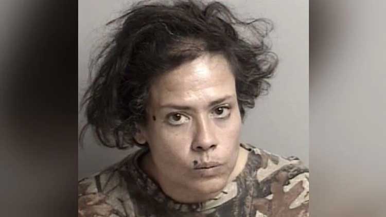 കടയിലെത്തിയ സ്​ത്രീ സാധനങ്ങളിൽ നക്കി; 1.37 ലക്ഷത്തി​െൻറ സാധനങ്ങൾ നശിപ്പിച്ചു