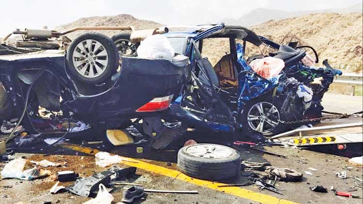 അൽബാഹയിൽ കാറുകൾ കൂട്ടിയിടിച്ച്​ എട്ട്​ പേർ മരിച്ചു; രണ്ട്​ പേർക്ക്​ ഗുരുതര പരിക്ക്​