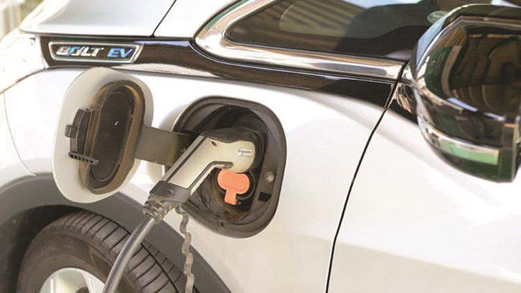 വൈ​ദ്യു​തി​ കാ​റു​ക​ൾ അ​ടു​ത്ത​വ​ർ​ഷം  കു​വൈ​ത്ത്​ വി​പ​ണി​യി​ൽ