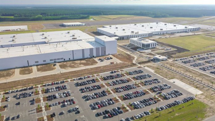 കോവിഡ് 19: വാഹന നിർമാതാക്കൾ ഉൽപാദനം നിർത്തുന്നു