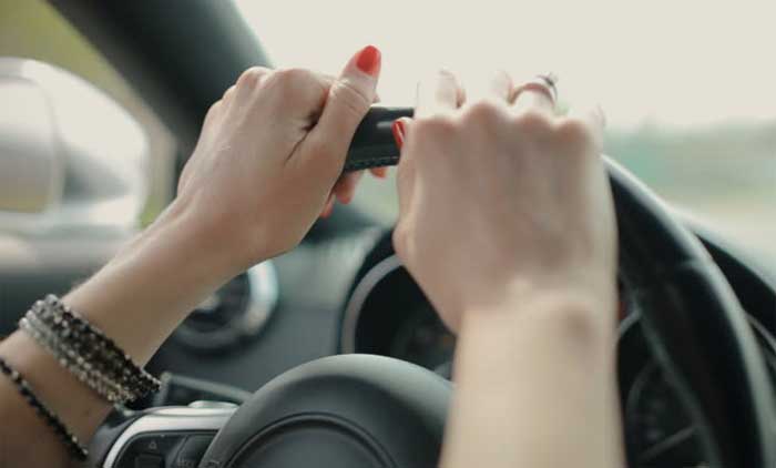 ഗ​താ​ഗ​ത നി​യ​മ​ലം​ഘ​നം;  യു​വ​തി​ക്ക് 95,000 ദി​ര്‍ഹം പി​ഴ