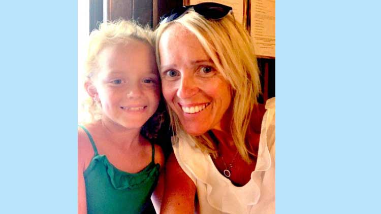 കണ്ണീർ കയങ്ങളിൽ നിന്ന് കരകയറ്റാൻ കാർബെറിയുടെ പോരാട്ടം കണ്ണീർ കയങ്ങളിൽ നിന്ന് കരകയറ്റാൻ കാർബെറിയുടെ പോരാട്ടം