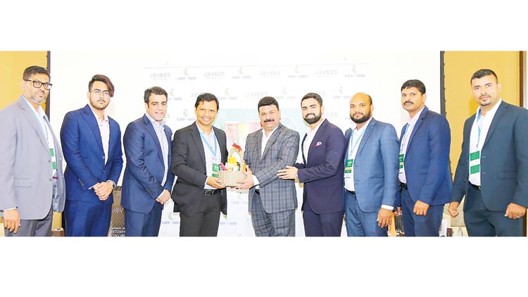 ‘ജോ​വീ​സ്​’ ഹെ​ർ​ബ​ൽ ഉ​ൽ​പ​ന്ന​ങ്ങ​ൾ വി​പ​ണി​യി​ൽ