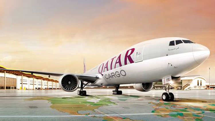 ഖത്തർ എയർവേസ്​ പറക്കുന്നു, അവശ്യ വസ്​തുക്കളുമായി