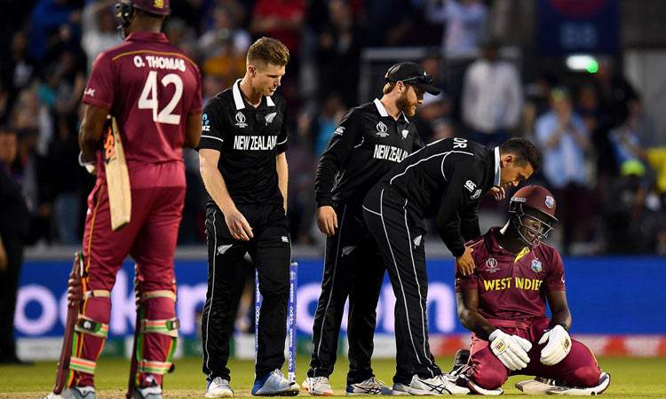 ആ ​സെ​ഞ്ച്വ​റി​ക്ക്​ ക​യ്പും മ​ധു​ര​വും –ബ്രാ​ത്​​​വെ​യ്റ്റ്