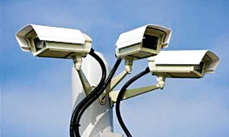 റോ​ഡ്​ നി​രീ​ക്ഷ​ണ കാ​മ​റ​ക​ൾ 1000 ആ​യി ഉ​യ​ർ​ത്തും