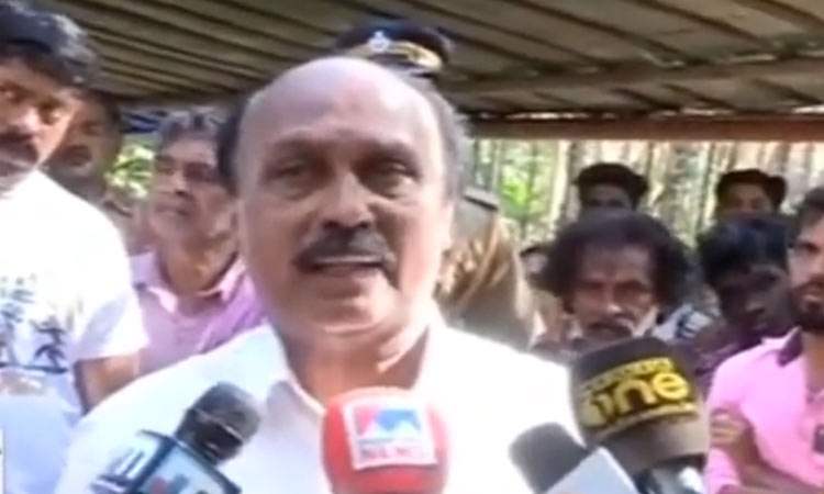 ഇരട്ടക്കൊലപാതകം: സി.ബി.ഐ അന്വേഷണ ആവശ്യം മുഖ്യമന്ത്രിയുടെ ശ്രദ്ധയില്‍ പെടുത്തും- ഇ ചന്ദ്രശേഖരന്‍